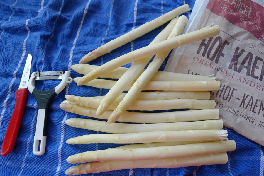 asperges kaemena