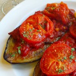 gevulde aubergines met tomatensaus