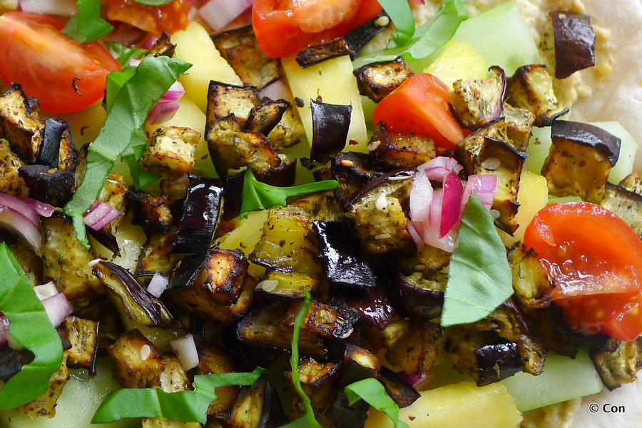 Aubergine croutons