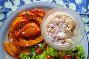 appel ui saus pompoen salade