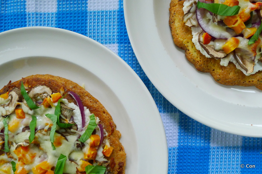 Pizza met pompoen, champignons en ricotta