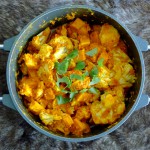 Aloo gobi recept - bloemkool curry met zoete aardappel - minder koolhydraten, maximale smaak - www.con-serveert.nl