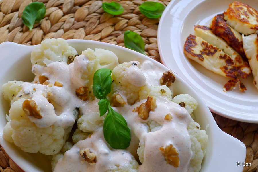 Turkse bloemkoolsalade Karnibahar salatasi