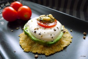 Kaaskletskop met avocado en mozzarella recept ~ minder koolhydraten, maximale smaak ~ www.con-serveert.nl