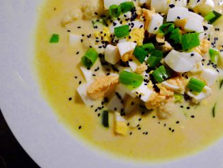 Vegetarische Thaise currysoep