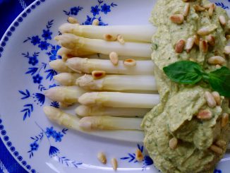 Asperges met avocado-basilicumsaus recept ~ minder koolhydraten, maximale smaak ~ www.con-serveert.nl