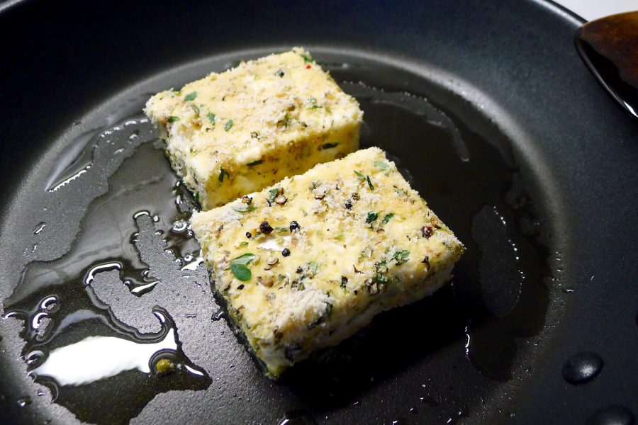 Saganaki, gebakken feta recept ~ minder koolhydraten, maximale smaak ~ www.con-serveert.nl