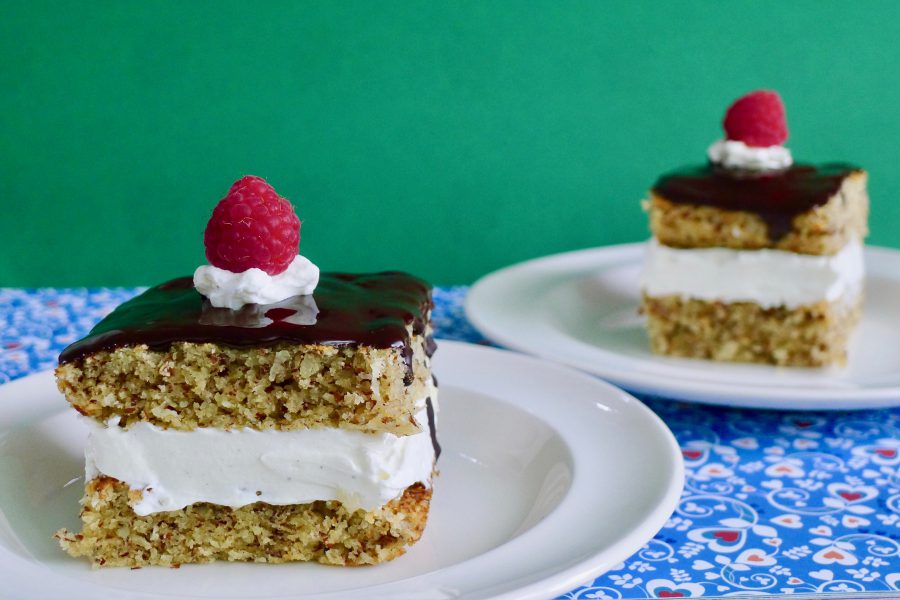 Moorkop tompouce taartje, koolhydraatarm en glutenvrij recept - koolhydraatarm genieten begint bij Con-serveert.nl