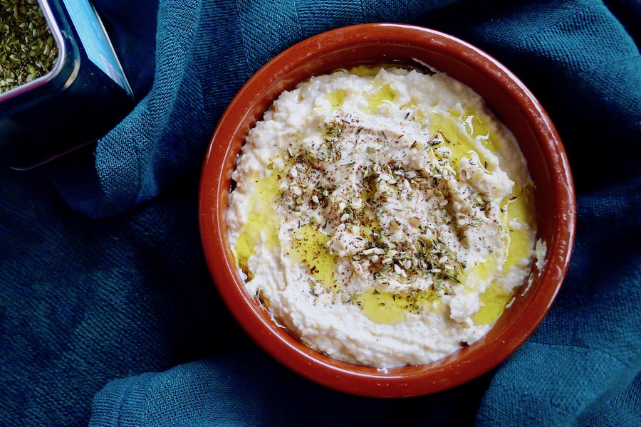 Skyr hummus recept ~ minder koolhydraten, maximale smaak ~ www.con-serveert.nl