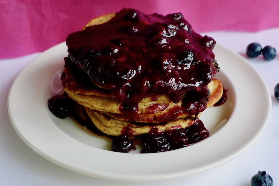 Chai pannenkoeken met rood fruit compote, koolhydraatarm recept ~ minder koolhydraten, maximale smaak ~ www.con-serveert.nl