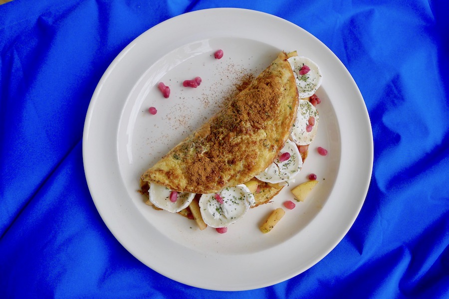 Gevulde omelet met geitenkaas en appel recept - koolhydraatarm genieten begint bij Con-serveert.nl