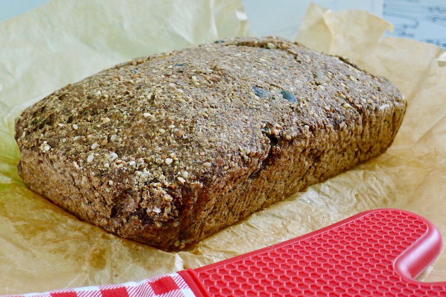 Boekweit-amandelbrood, glutenvrij recept ~ minder koolhydraten, maximale smaak ~ www.con-serveert.nl