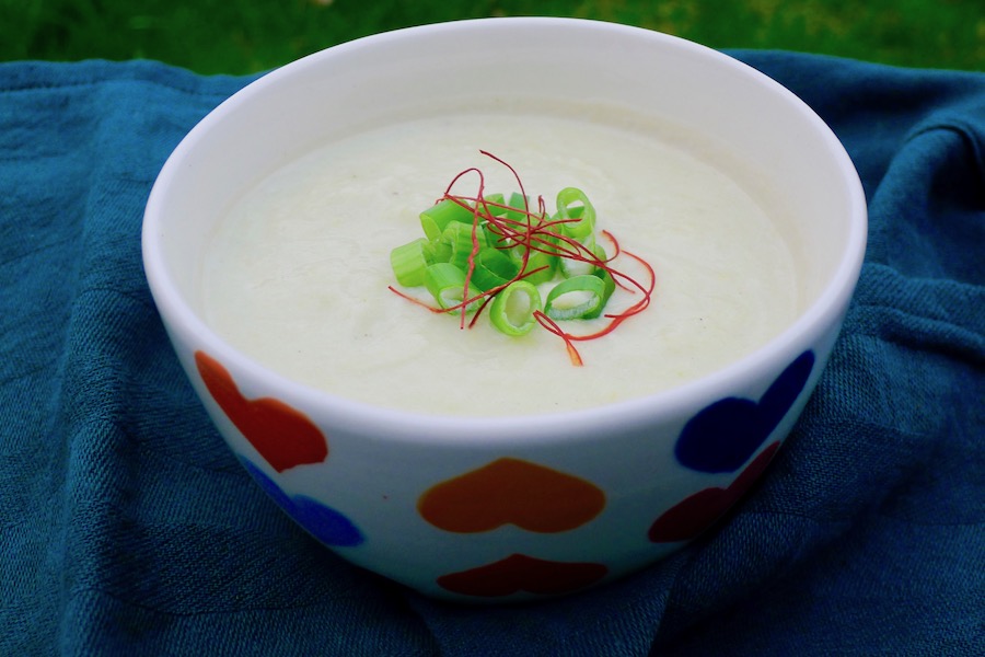 Vichyssoise soep, vegetarisch recept ~ minder koolhydraten, maximale smaak ~ www.con-serveert.nl