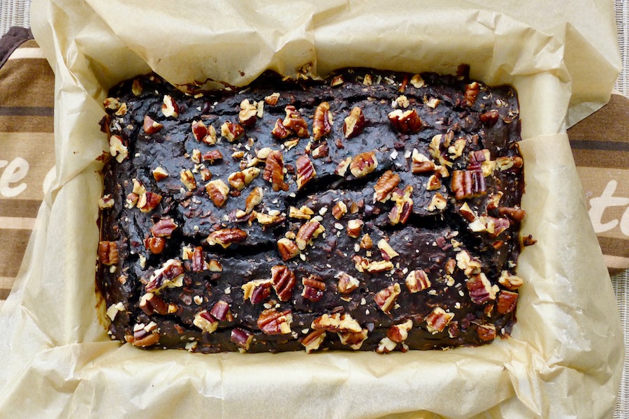 Chocolade zwarte bonen brownies, glutenvrij recept ~ minder koolhydraten, maximale smaak ~ www.con-serveert.nl