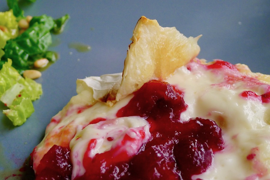 Oven camembert met koolhydraatarme cranberrysaus recept ~ minder koolhydraten, maximale smaak ~ www.con-serveert.nl