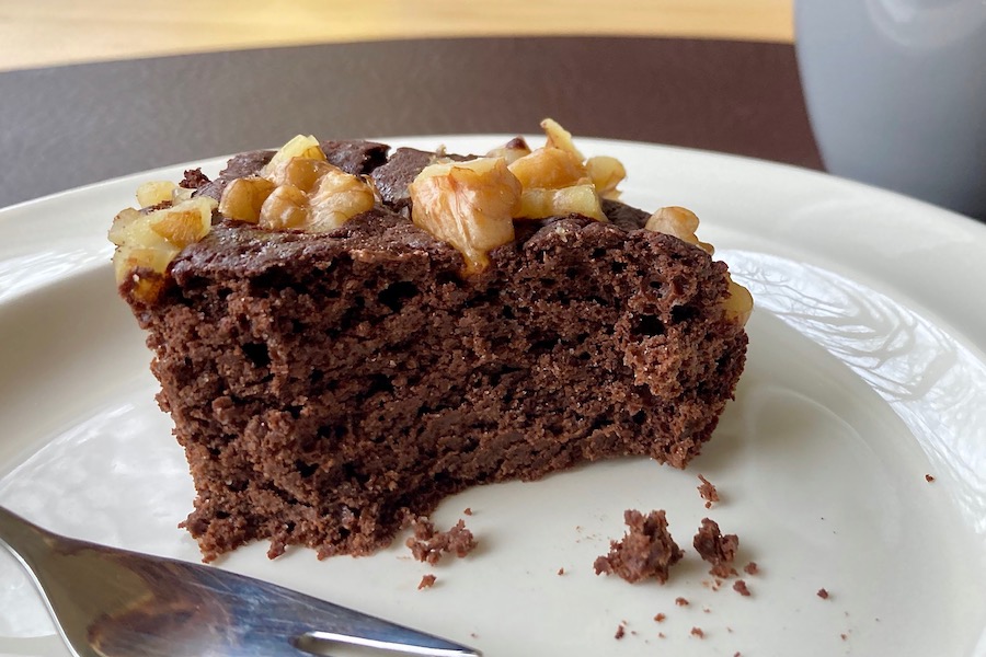 Keto brownies met walnoten recept - koolhydraatarm genieten begint bij con-serveert.nl