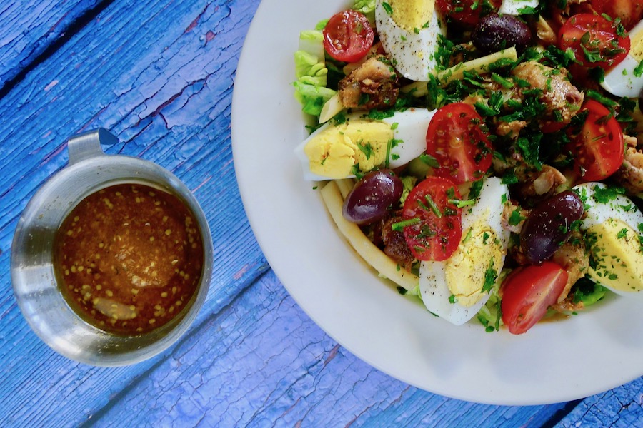 Salade Nicoise met boterbonen en sardientjes. koolhydraatarm recept - koolhydraatarm genieten begint bij con-serveert.nl