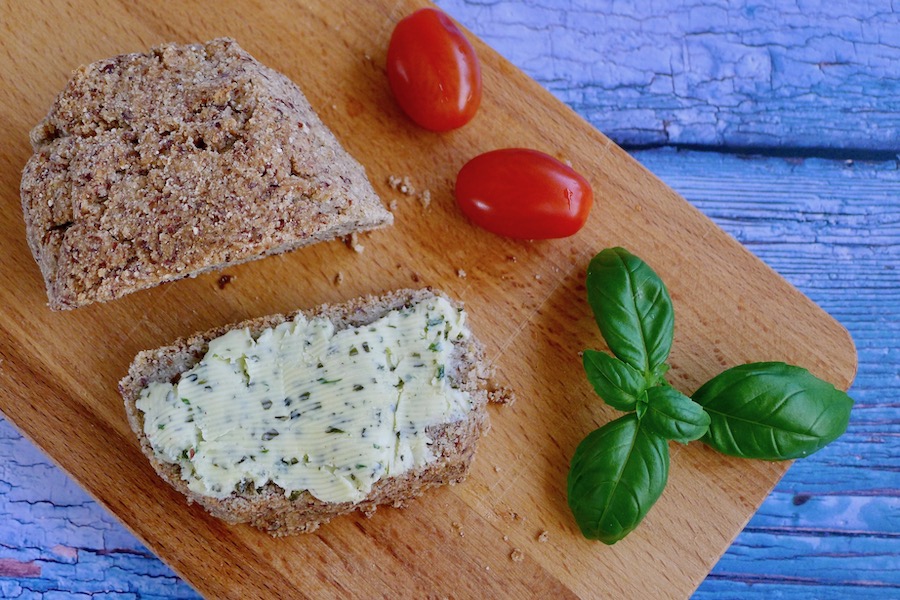 Keto stokbrood recept - koolhydraatarm genieten begint bij con-serveert.nl