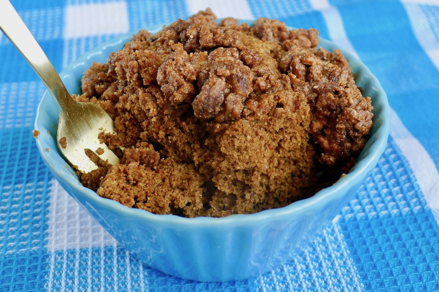 Ontbijt Streusel mug cake, koolhydraatarm recept - koolhydraatarm genieten begint bij con-serveert.nl