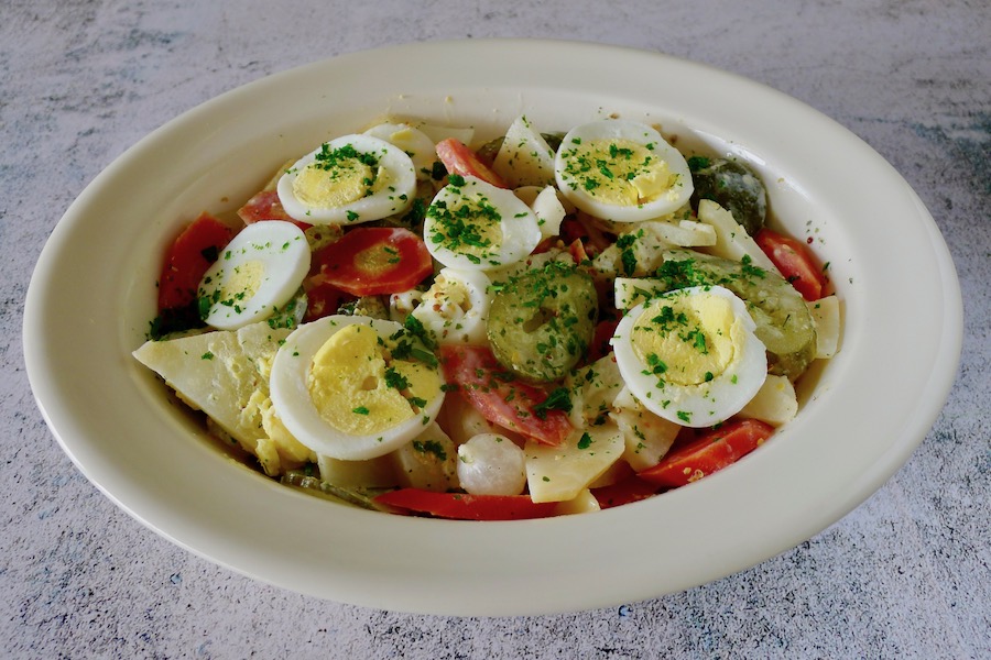 Duitse "valse" aardappelsalade, koolhydraatarm recept - koolhydraatarm genieten begint bij Con-serveert.nl