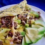 Pulled jackfruit omelet met appel en avocado, koolhydraatarm recept - koolhydraatarm genieten begint bij con-serveert.nl