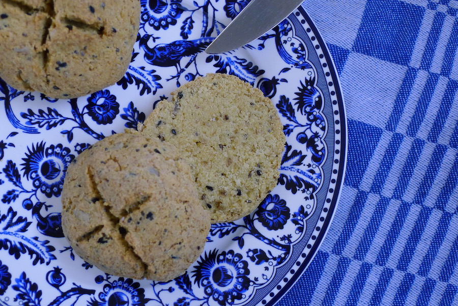 Bolletjes van amandelmeel en lupinemeel