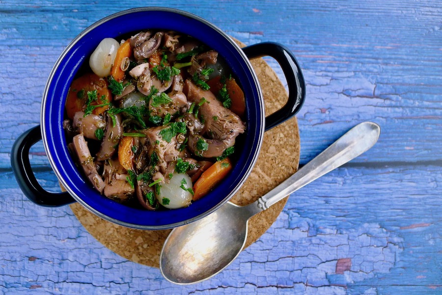 Jackfruit au vin, koolhydraatarm en vegan recept - koolhydraatarm genieten begint bij Con-serveert.nl